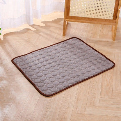 Portable Pet Cooling Mat – No Gel, No Freeze, Just Instant Relief